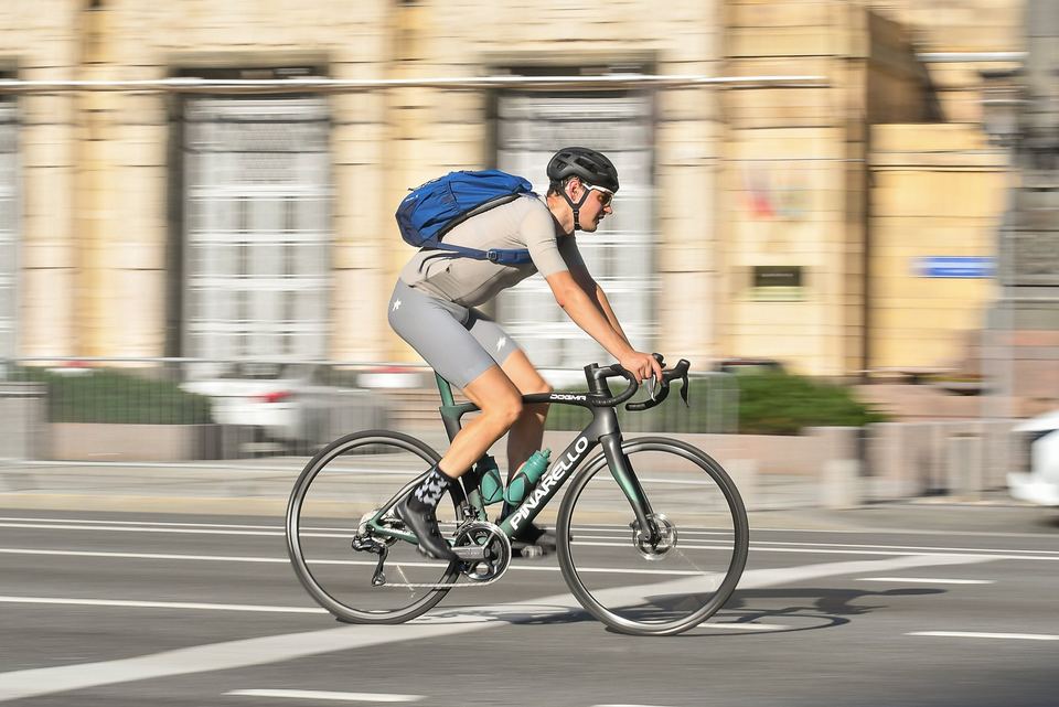 Фото 69a4bbabc85940e48d5847e63241e951 с события Cyclingrace Вечернее Садовое