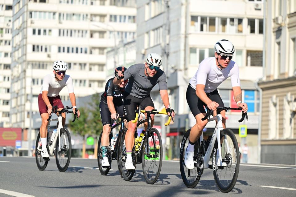 Фото 14d9c9dd050747dc84ed09cc887a5d5f с события Cyclingrace Вечернее Садовое