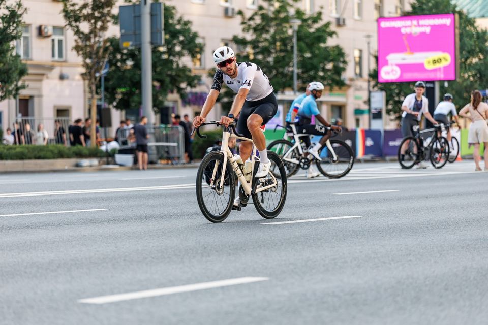 Фото 0606c7a5d9554fd8bf9e6671e47b9d0d с события Cyclingrace Вечернее Садовое