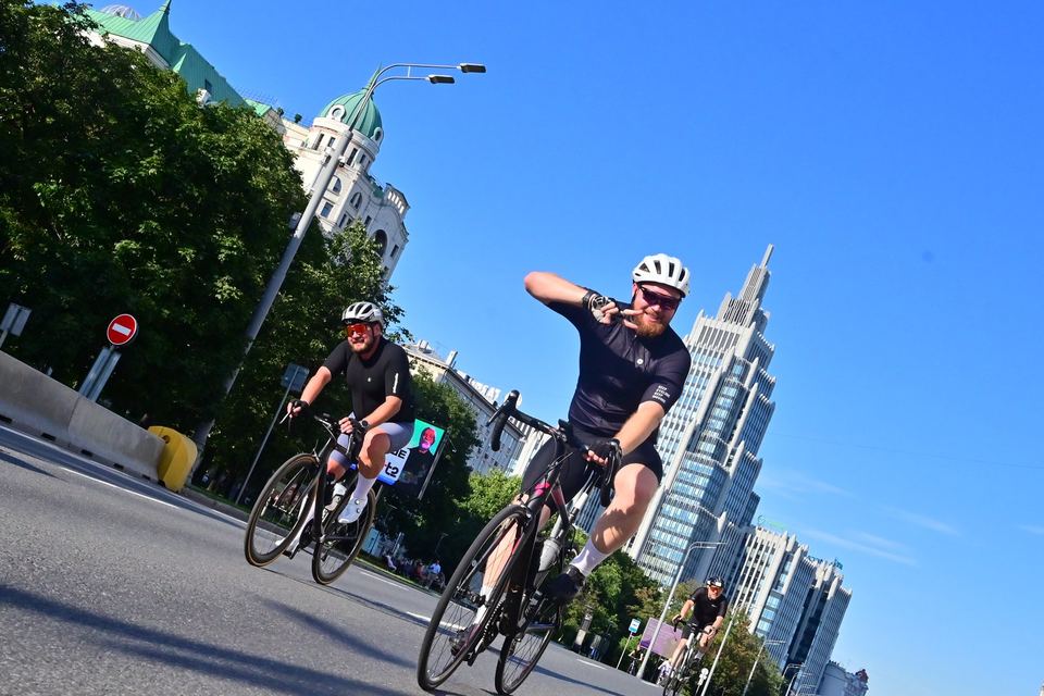 Фото 8844916f8554479ea9b5eb7d75b32065 с события Cyclingrace Вечернее Садовое