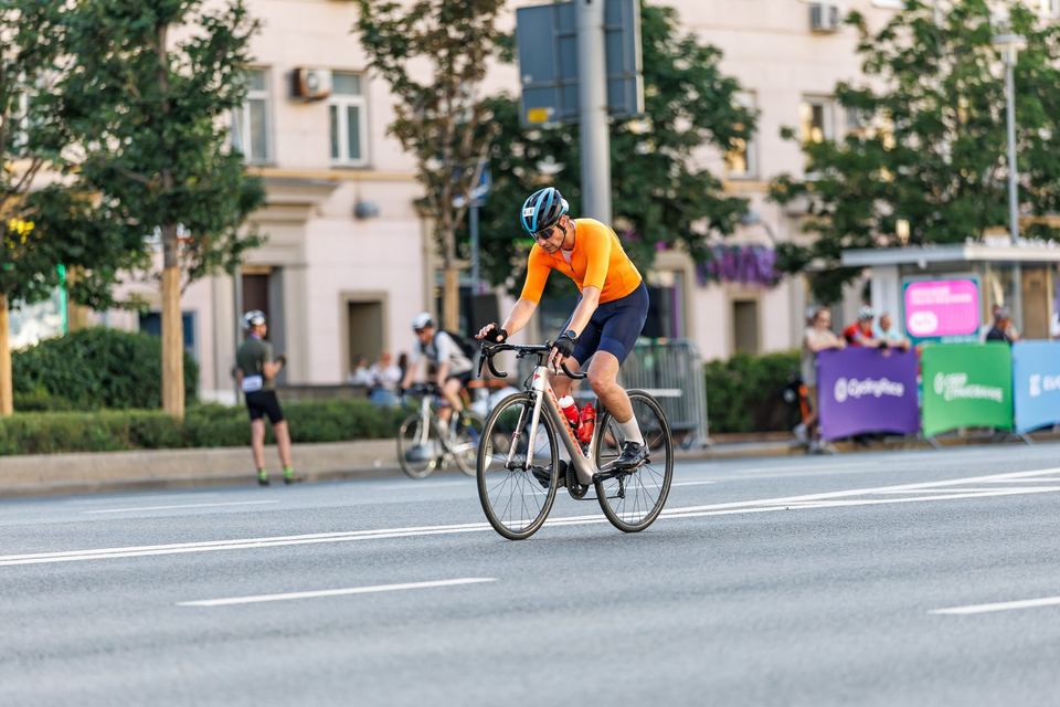 Фото 2ba6cf9fa81a4a1bb75dc66c18562153 с события Cyclingrace Вечернее Садовое