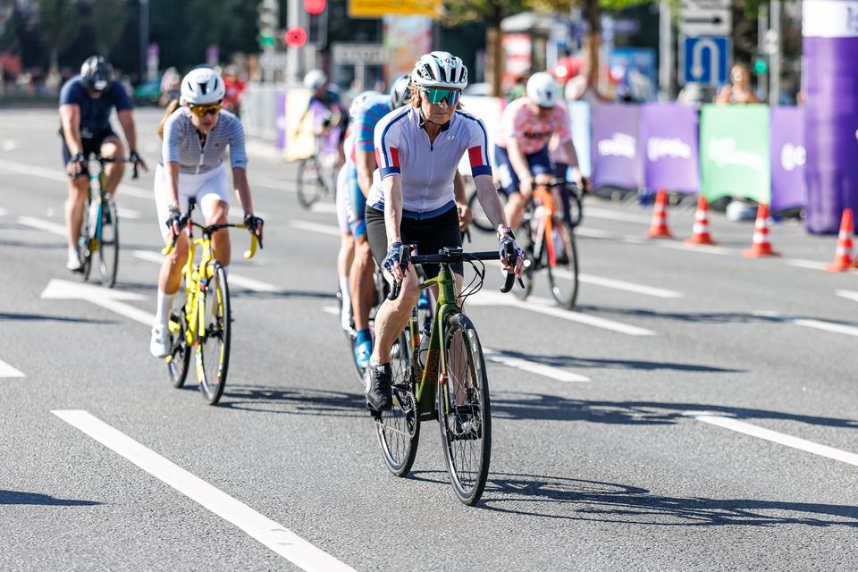Фото 59b1bdb3b105430793b83ab8b49668ca с события Cyclingrace Вечернее Садовое