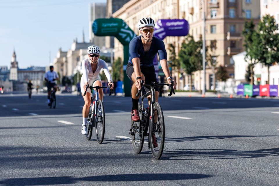 Фото a9098a17eb6040719a5d96f991fa74fc с события Cyclingrace Вечернее Садовое