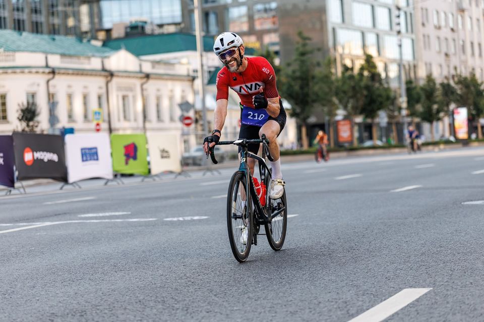 Фото 70d937676dee48eb9edd4672acc904de с события Cyclingrace Вечернее Садовое