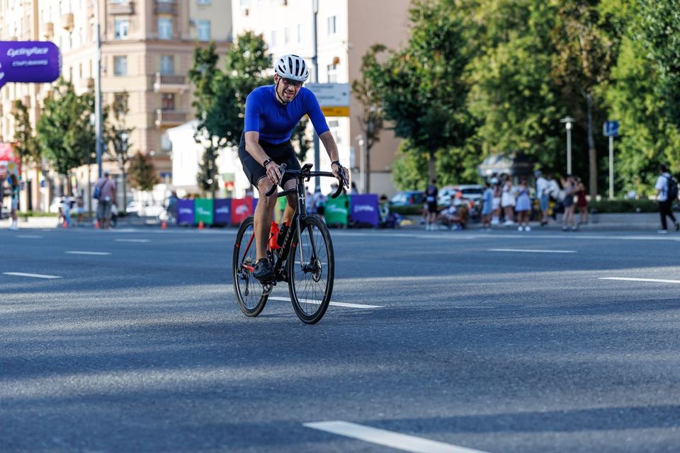 Фото 17372da5f8b4491387ba73991a2f9d64 с события Cyclingrace Вечернее Садовое