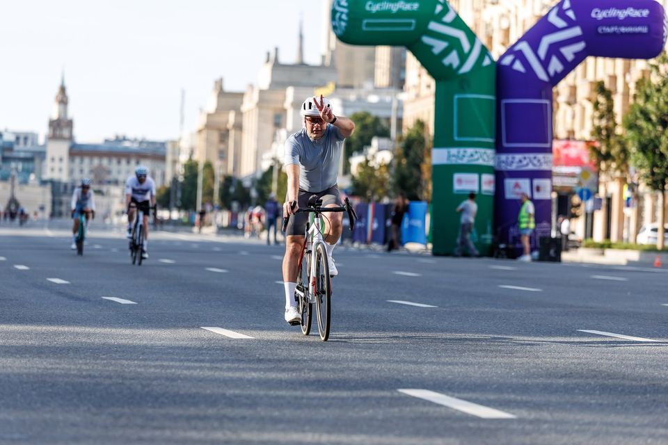 Фото 54eeaeb1336f4c79adf3f2483482b6d3 с события Cyclingrace Вечернее Садовое