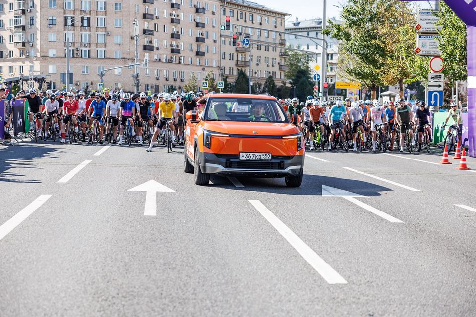 Фото 77e3ef8acdb846f48340d5d647a33a8f с события Cyclingrace Вечернее Садовое