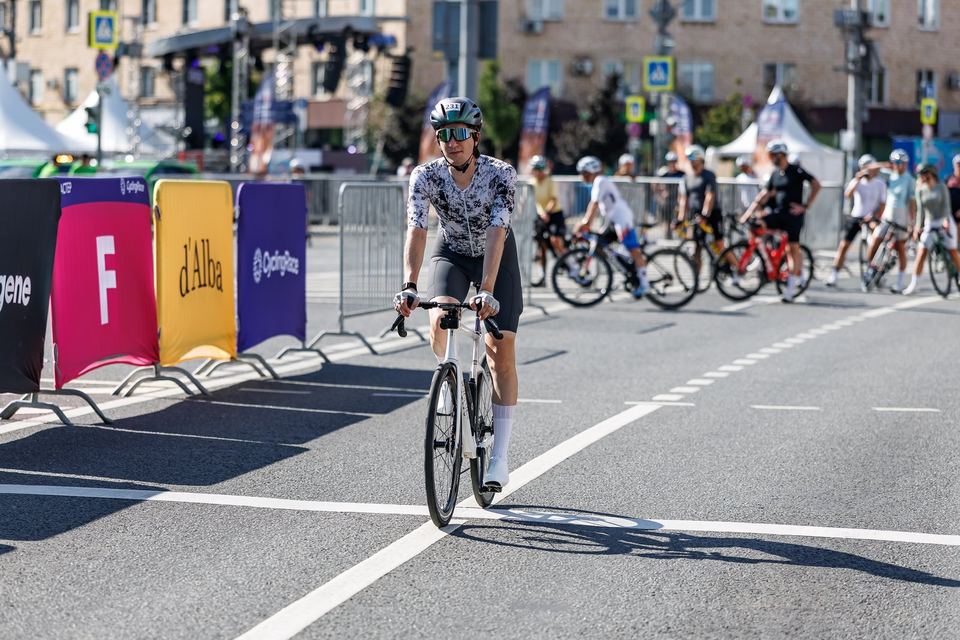 Фото 2ea7571e5b3a4570b5e71b7eb4b054ec с события Cyclingrace Вечернее Садовое