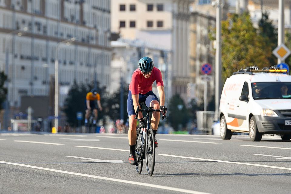Фото 37e4792cbcf748a4b71a4b7eaee2a3fe с события Cyclingrace Вечернее Садовое