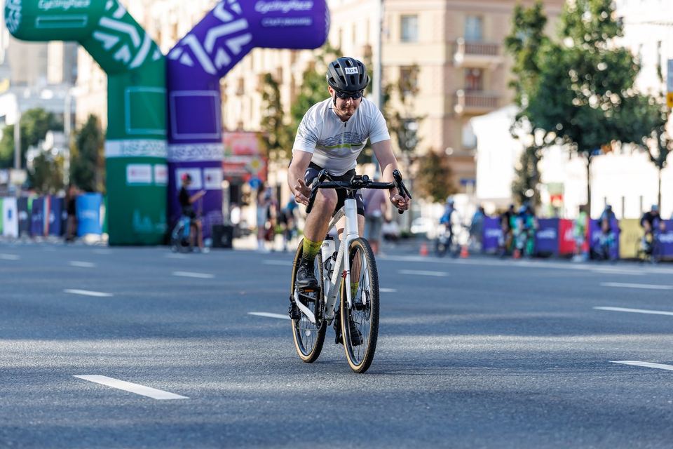 Фото c04f77b9a0dc4fb6a7a1ddceb36c4e98 с события Cyclingrace Вечернее Садовое
