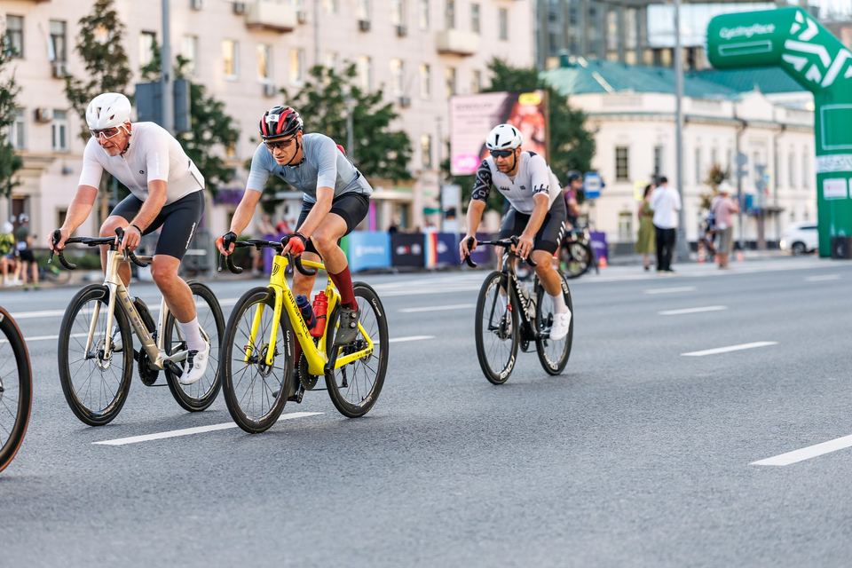 Фото 5d6ca42571cc4262ba5f1207a7692e86 с события Cyclingrace Вечернее Садовое