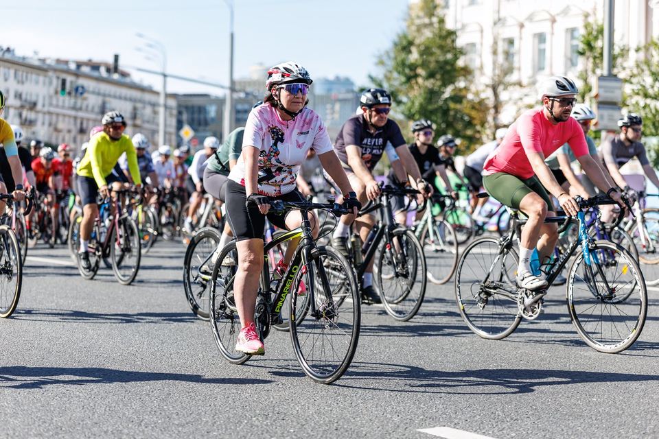 Фото 42c9bab71b3d45de9042574f453173ec с события Cyclingrace Вечернее Садовое