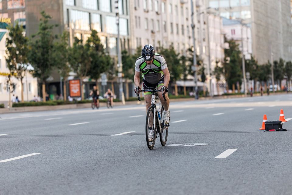 Фото a0e70cb36a28457f984290e4d58c9b2f с события Cyclingrace Вечернее Садовое