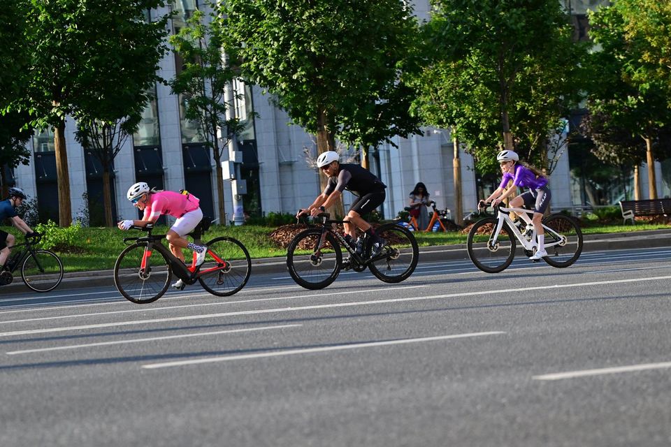 Фото dd369e9c333747bea44c6d5014815c23 с события Cyclingrace Вечернее Садовое