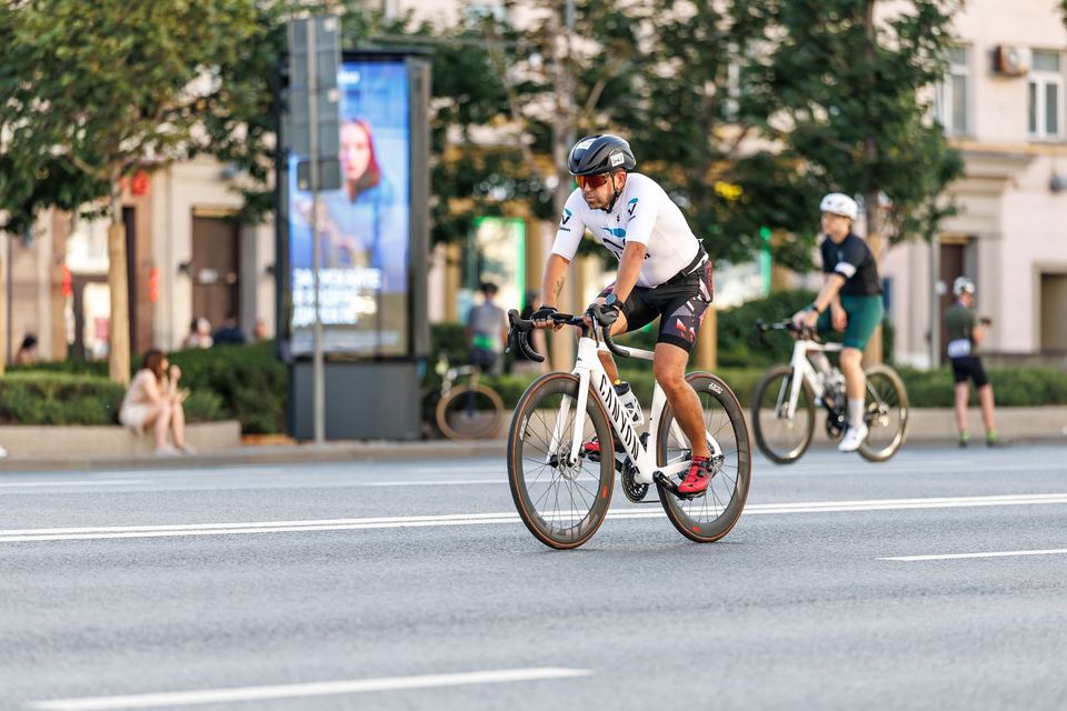 Фото 274e73eeafa24fd585ea335a690a65f9 с события Cyclingrace Вечернее Садовое