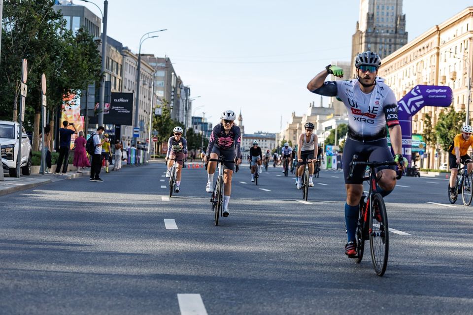 Фото 208ecaeaf0184e91b93ec7730d67311b с события Cyclingrace Вечернее Садовое