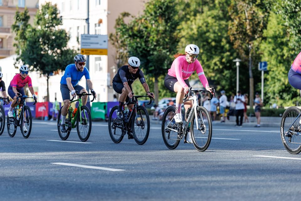 Фото f90198b6915745a4977cc105aae80a61 с события Cyclingrace Вечернее Садовое