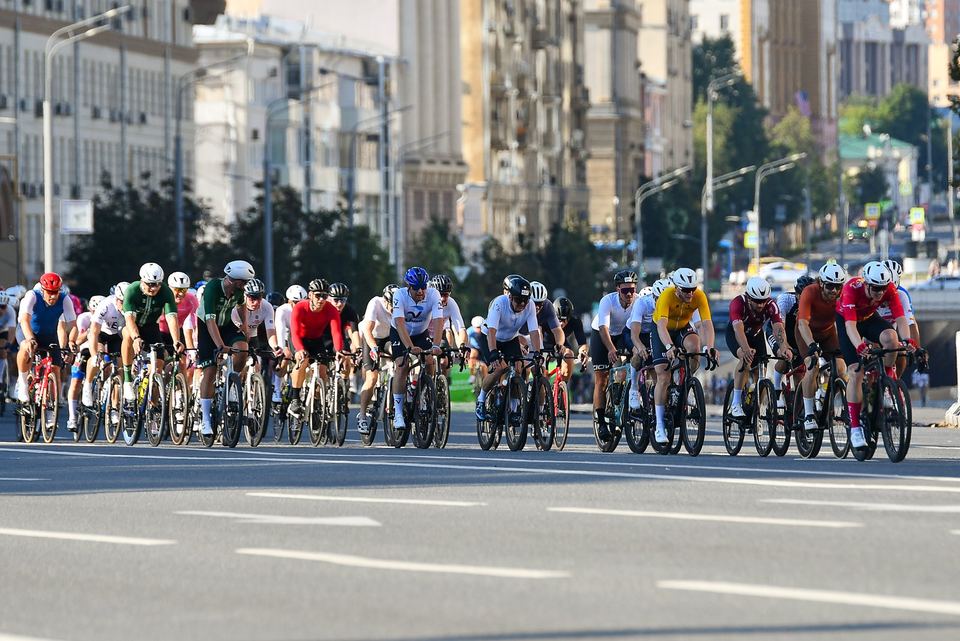 Фото 5c56f3719ebb44b1b1f864d274fecf2d с события Cyclingrace Вечернее Садовое