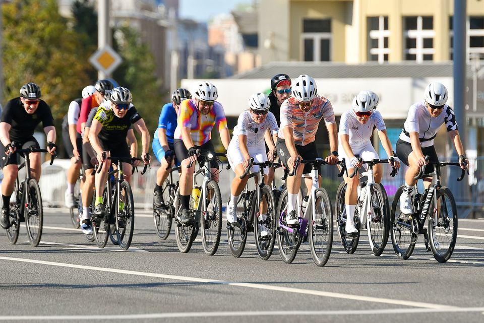 Фото a670b30550bb4689aa3de1471326fecb с события Cyclingrace Вечернее Садовое