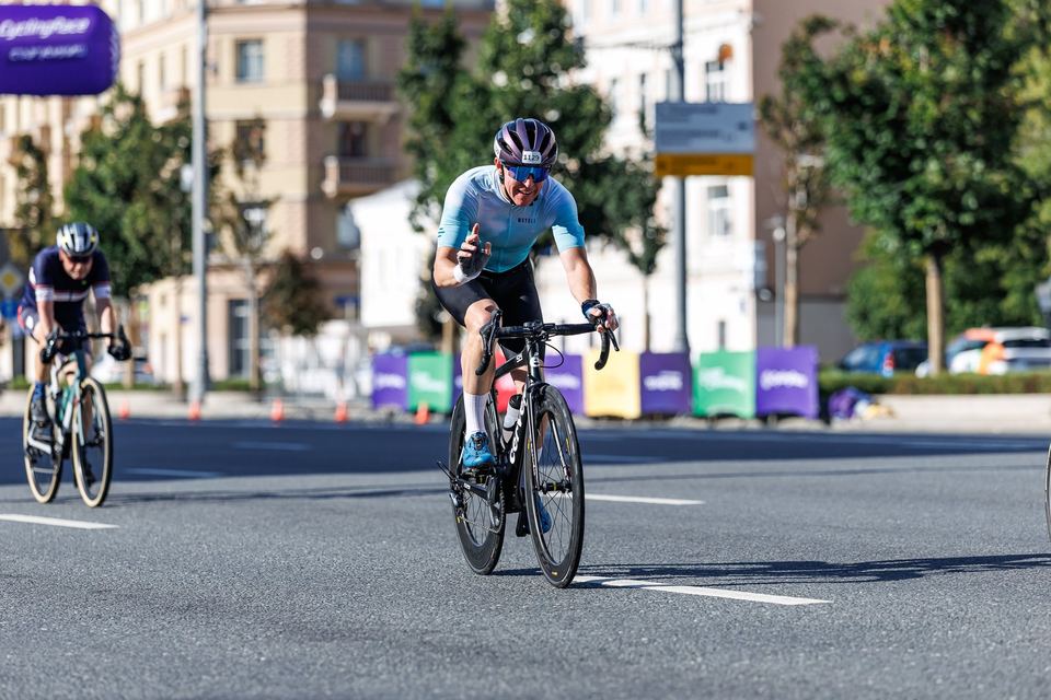 Фото b8e9ddb242dd43bd8d6218696186a2ae с события Cyclingrace Вечернее Садовое