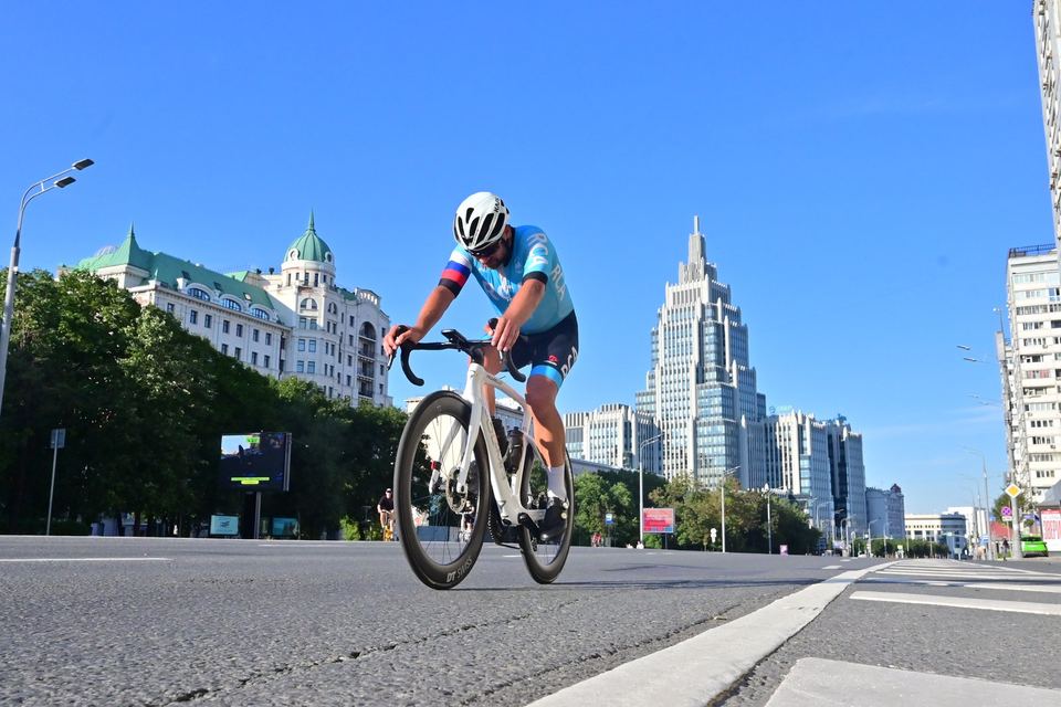 Фото 7a7840ebd2b24fbdbacf49bc0e725ce0 с события Cyclingrace Вечернее Садовое