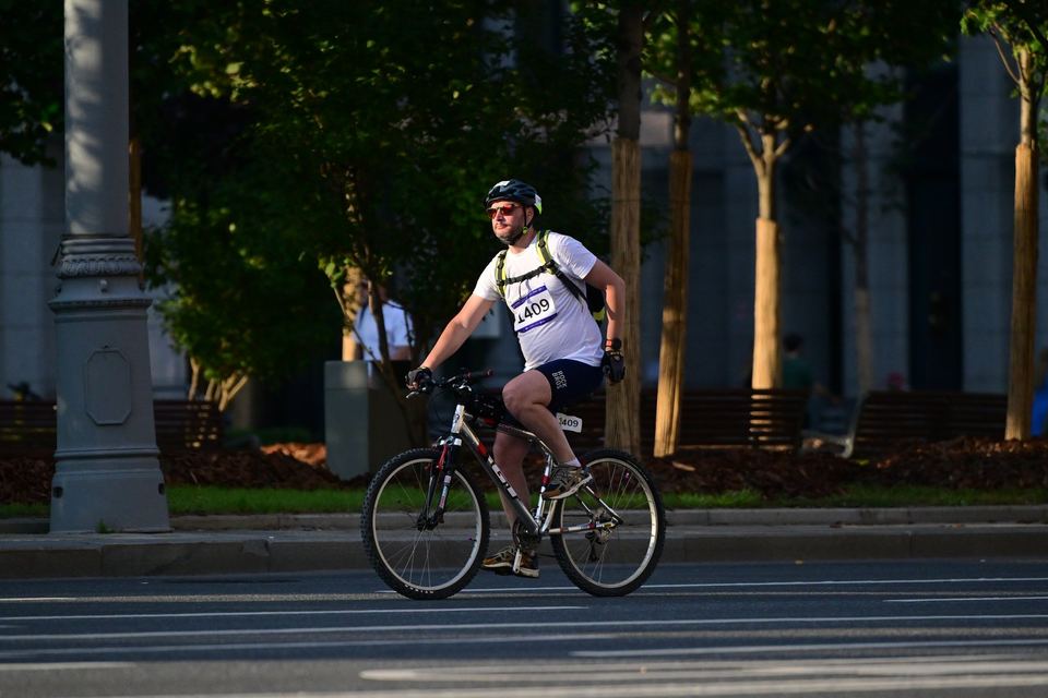 Фото c5fdd68baf8246b08f7648254acdb6b9 с события Cyclingrace Вечернее Садовое