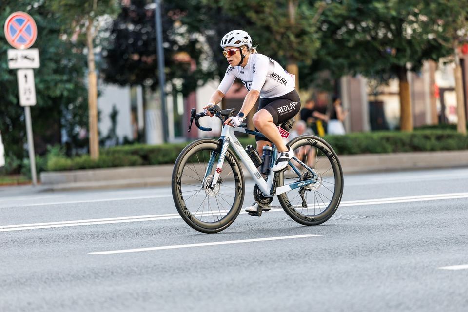 Фото 659cf6bc180d4c498316e96bc9bf0b90 с события Cyclingrace Вечернее Садовое