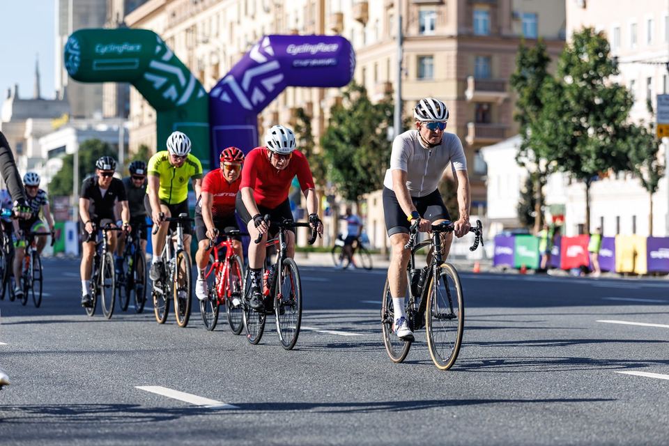 Фото 4b309cc188a5480396556d486fd30c04 с события Cyclingrace Вечернее Садовое