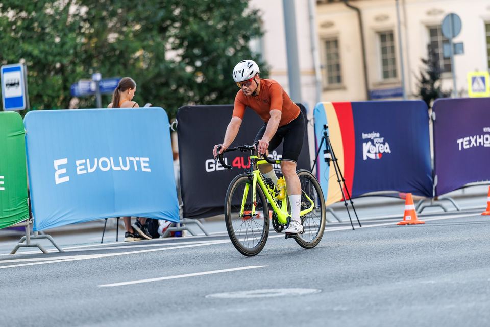 Фото 3309f4860332478dabb9007627fb248b с события Cyclingrace Вечернее Садовое