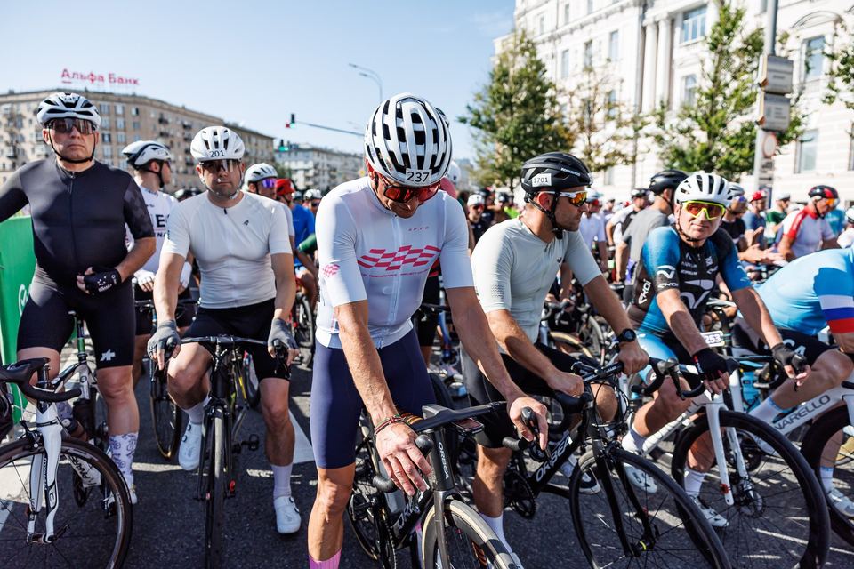 Фото 5b9bcdcc78fa4c079f63d7e6372e6644 с события Cyclingrace Вечернее Садовое