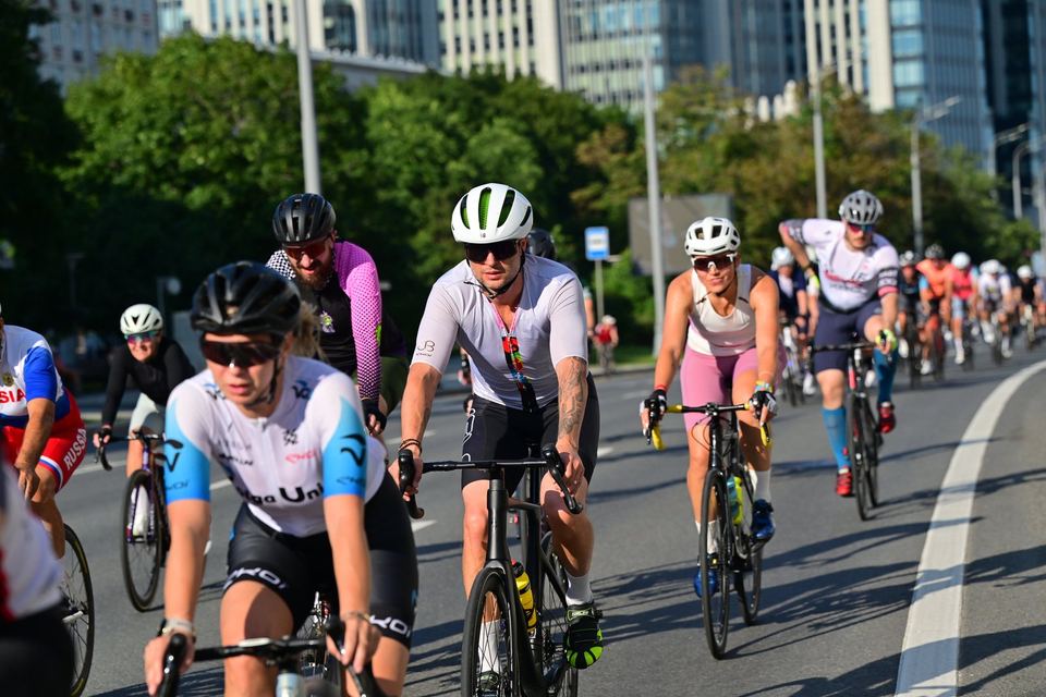 Фото efe70ef8efcf4d3f9e8fce348e6fd21b с события Cyclingrace Вечернее Садовое
