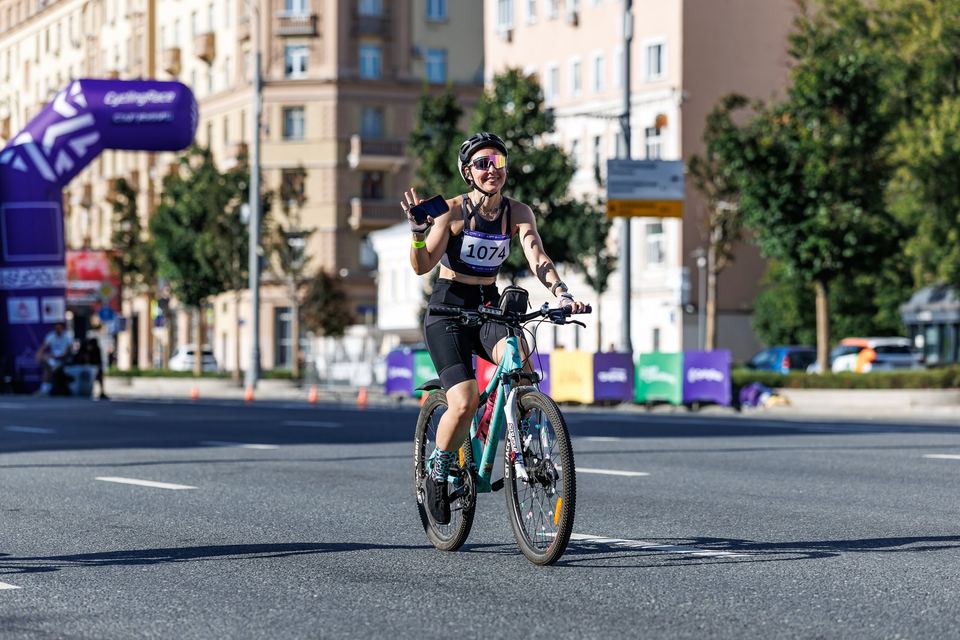 Фото 7042ad5ac6eb402a911bfd95e64c4510 с события Cyclingrace Вечернее Садовое