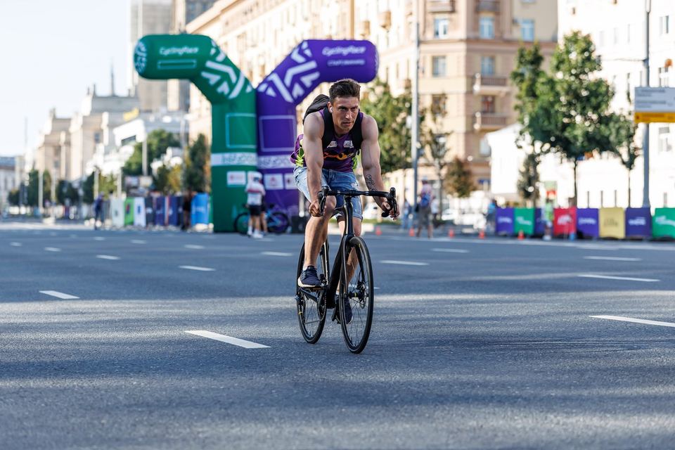 Фото 84e7b7e3a7164bc8ab1db15a6b66a1ec с события Cyclingrace Вечернее Садовое