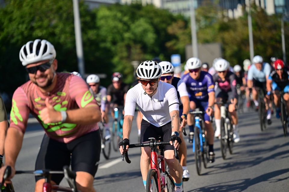 Фото a33bd2546a51400784b39886ed8ef728 с события Cyclingrace Вечернее Садовое