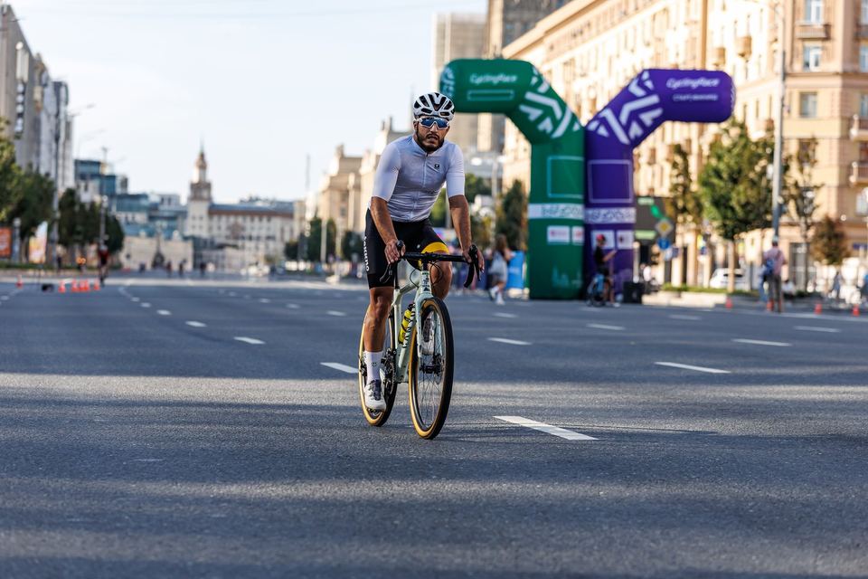 Фото 9ecaf42f730b495d98da6c9b76a0bbe2 с события Cyclingrace Вечернее Садовое