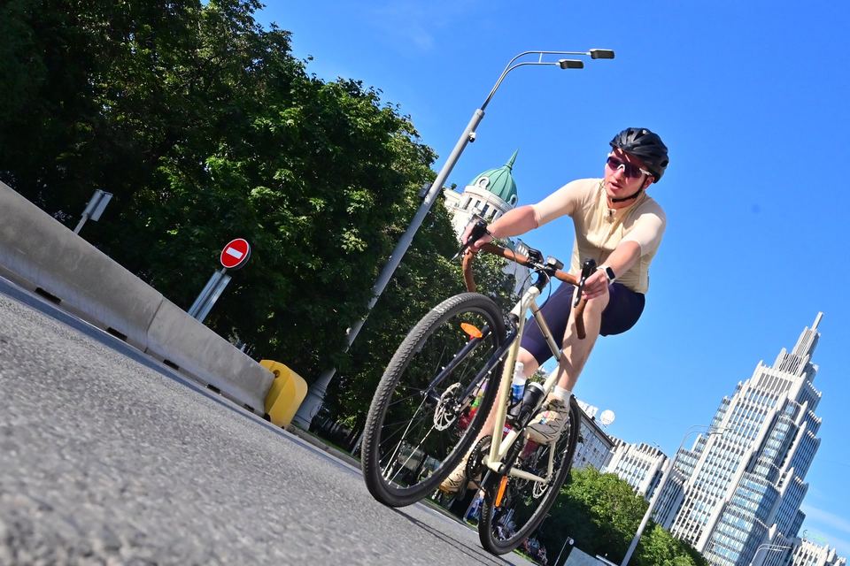 Фото 55c2ce1ced21423781cce1f778ba6dcf с события Cyclingrace Вечернее Садовое