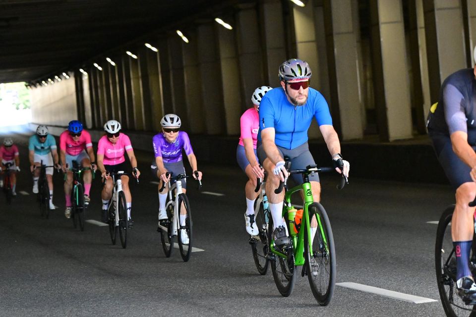 Фото 6c019b6e9c6749eebd0c36733cde66f2 с события Cyclingrace Вечернее Садовое