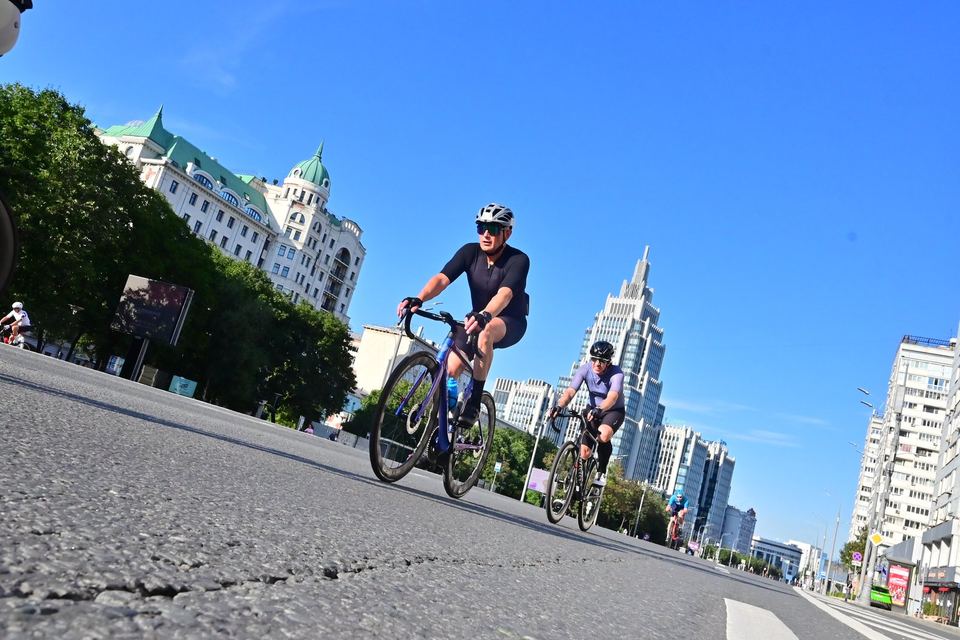 Фото 83ad0a36902e4dd29a9e4997ea6af204 с события Cyclingrace Вечернее Садовое