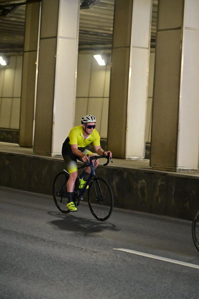 Фото 94198cacf6ff4a74a3aa25f1b8a4c36d с события Cyclingrace Вечернее Садовое