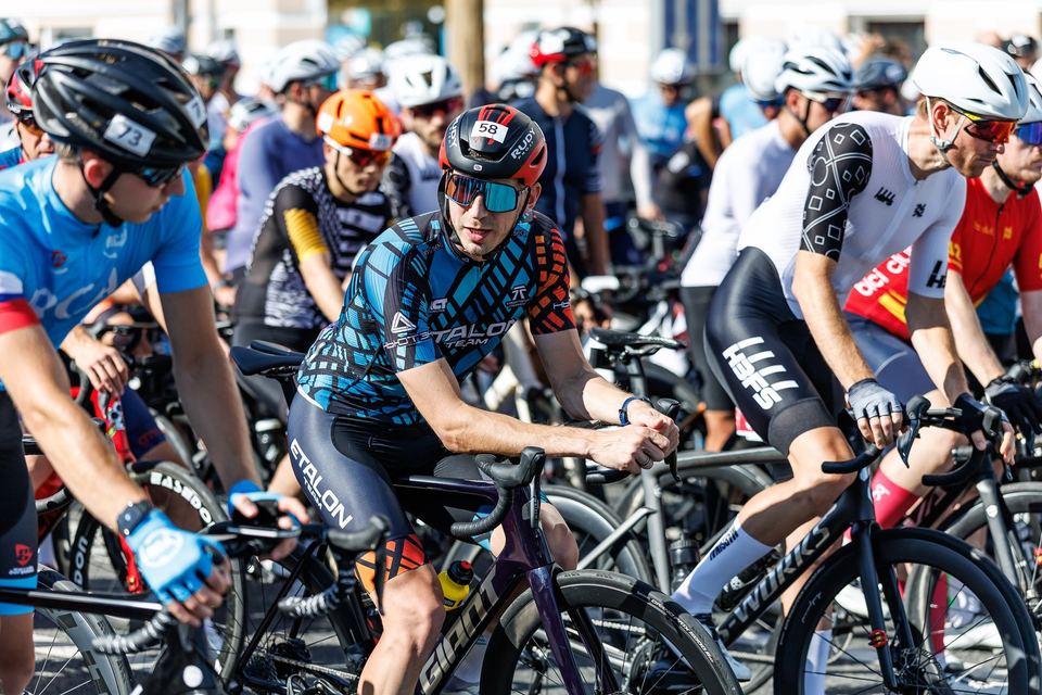 Фото a8edebdbd3c1444980a131bc96b0e580 с события Cyclingrace Вечернее Садовое