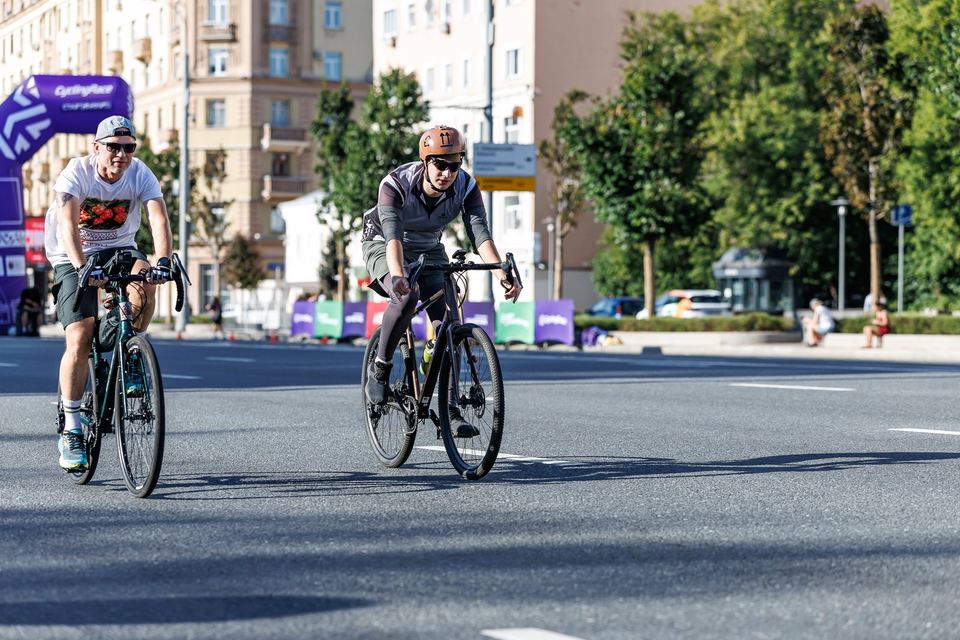 Фото 4b2df6542019424f9a8671444f69dde0 с события Cyclingrace Вечернее Садовое