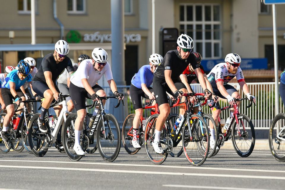 Фото 02f4772d96cb479b965e710dec01cb34 с события Cyclingrace Вечернее Садовое