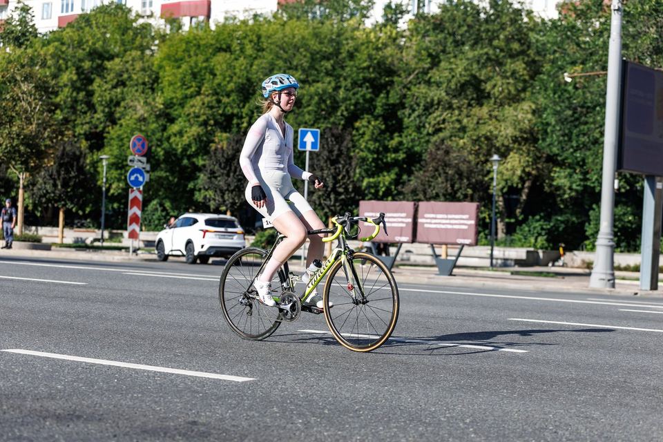 Фото 9b85bf50136440b4a87b808349fa65cd с события Cyclingrace Вечернее Садовое