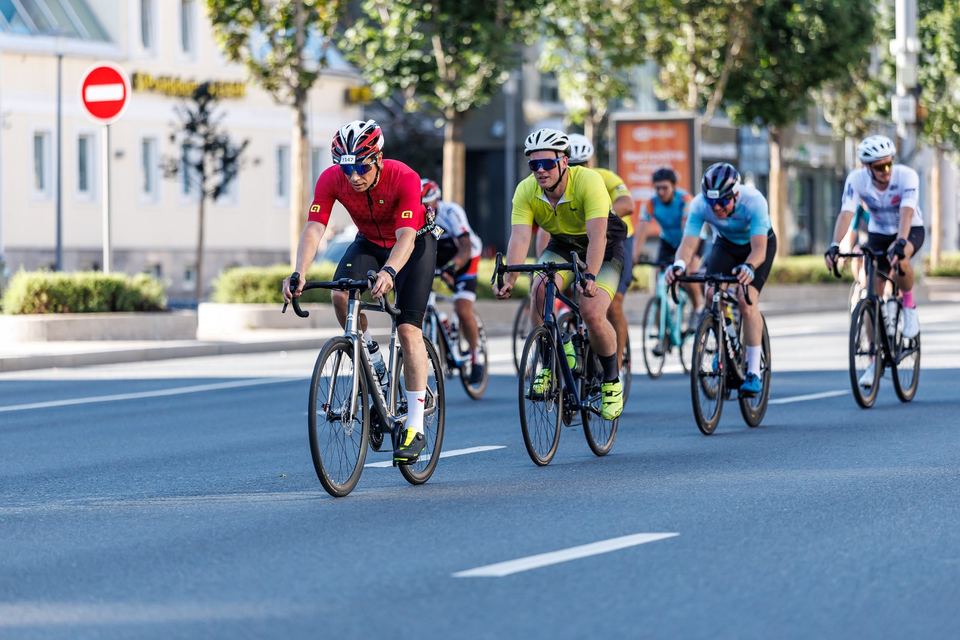 Фото 18f25c41a7df4f9aa4d43a7fec5bf743 с события Cyclingrace Вечернее Садовое