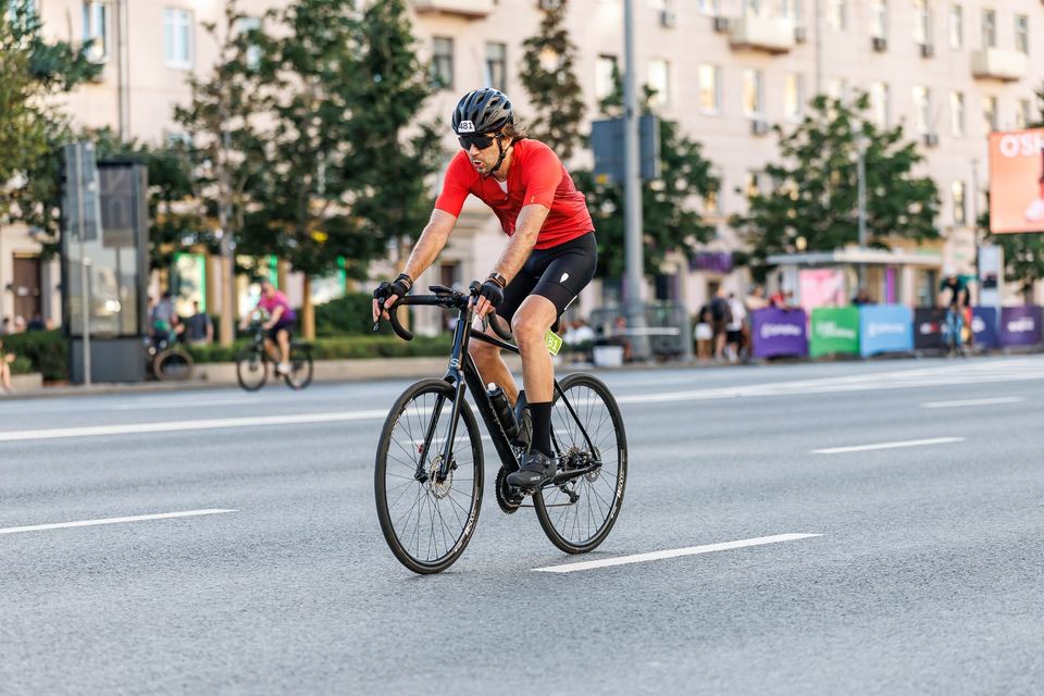 Фото 6c0be207a2074ed0a094bea00df03250 с события Cyclingrace Вечернее Садовое