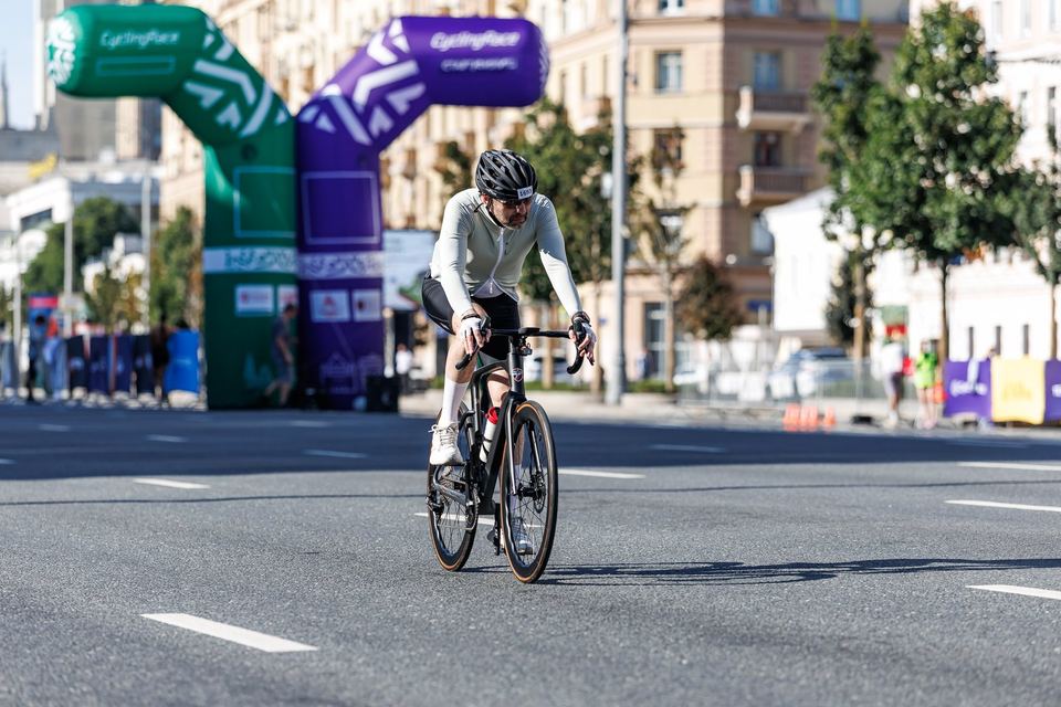 Фото a7ab34cd314d47c6af2f3828cef7f05c с события Cyclingrace Вечернее Садовое