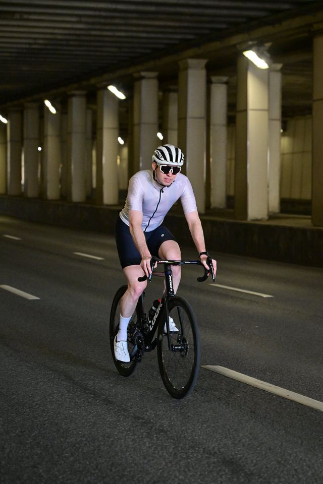 Фото 71815bf39b514f88aad38b0b80d069aa с события Cyclingrace Вечернее Садовое