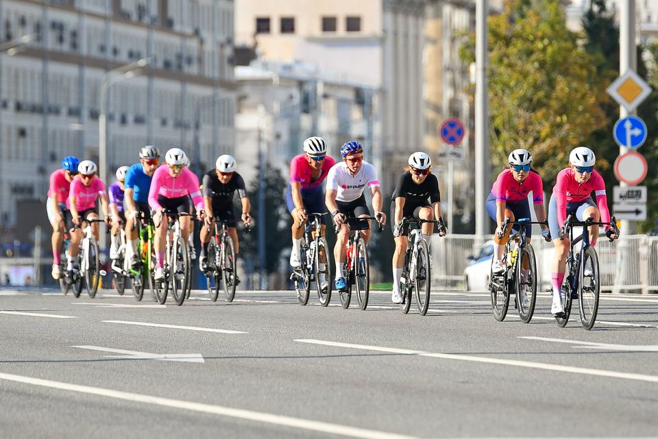 Фото 8d1d0c09e6654b3c9d2503105415b580 с события Cyclingrace Вечернее Садовое