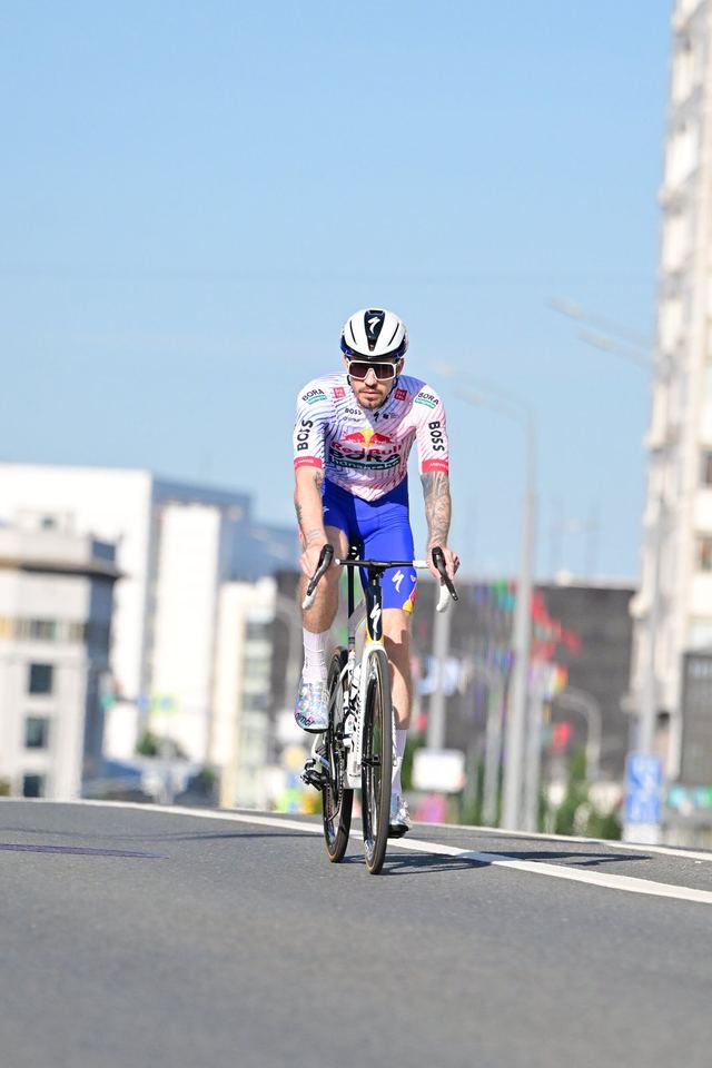 Фото 4ca84098714848a5bfdb34a2846a2d0e с события Cyclingrace Вечернее Садовое