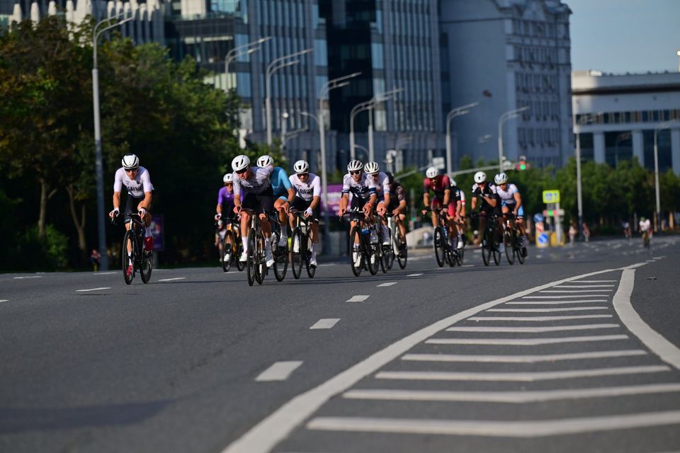 Фото 6dab8eedd5d94343954092db05cd30e2 с события Cyclingrace Вечернее Садовое
